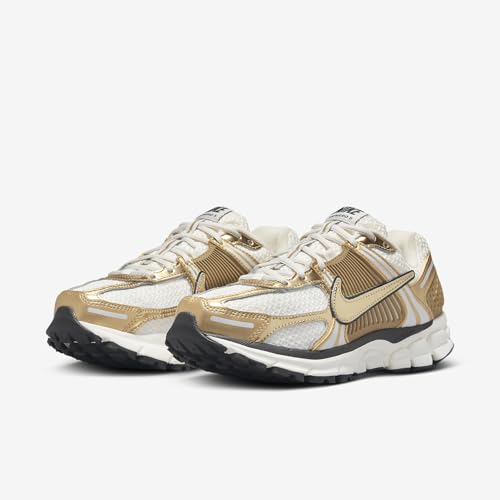 Nike Women's Zoom Vomero 5 Gold Sneakers, Photon Dust/Gold/Gridiron/Sail, 6 Medium US