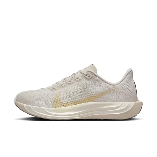 Women's Pegasus Plus (100 - Lt Orewood Brn/Coconut Milk-Sail)