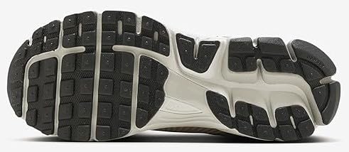 Nike Zoom Vomero 5 Women's Shoes (FN6742-200, Pearl White/Light Bone/Light Iron Ore) Size 8