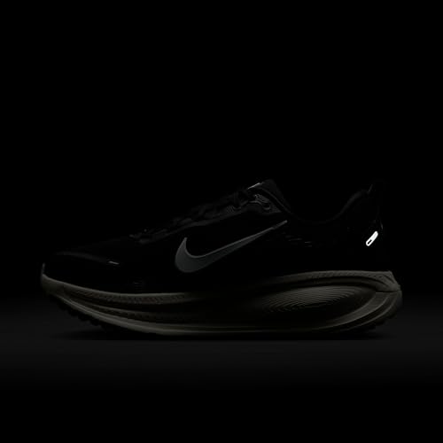 Nike Men's Vomero 18 Black/Summit White/Coconut Milk 10 Medium