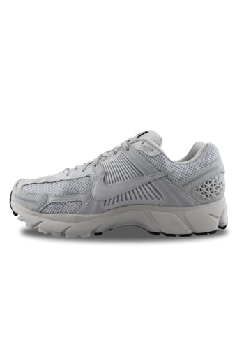 Nike - Zoom Vomero 5