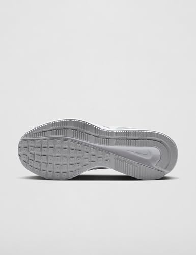Nike Women's Run Swift 3 Road Running Shoes, White/Metallic Silver-Pure Platinum, 9