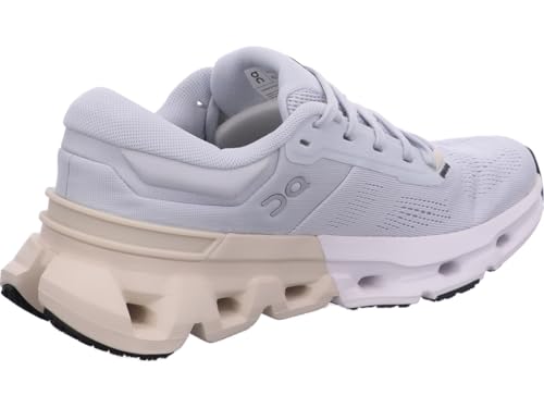 Women's Cloudflyer 5 in Arctic/Cream by On