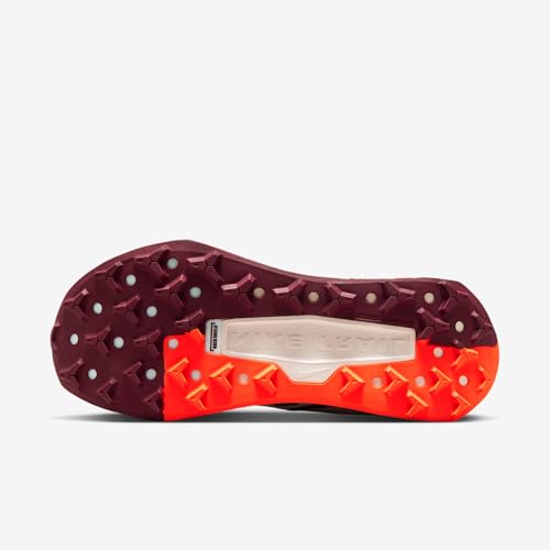 Women's Nike Wildhorse 10 (102 - Sail/Hyper Crimson-Silt Red) - alternate view 2