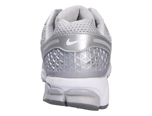 NIKE ZOOM VOMERO 5 "WOLF GREY/WHITE-METALLIC SILVER"