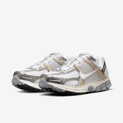 Nike Zoom Vomero 5 Shoes (HJ7247-099, Platinum Tint/Metallic Pewter/Metallic Gold/White) Size 9