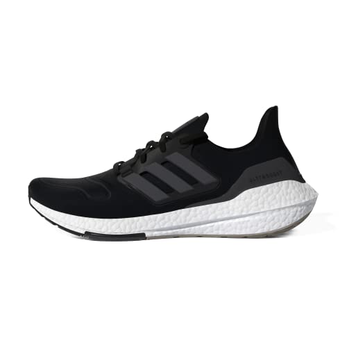 adidas Men's Ultraboost 22, Black/Black/White, 11