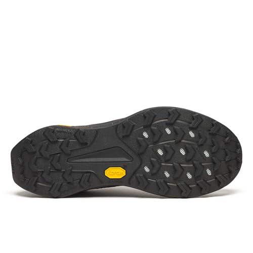 Saucony Men's Peregrine 16 Sneaker, Carbon/Black, 9.5