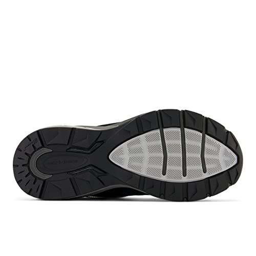New Balance Women's Made in US 990 V5 Sneaker, Black/Silver, 5 N US