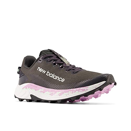 New Balance Women's FuelCell Summit Unknown V4 Trail Running Shoe, Blacktop/Green Aura, 8.5 M