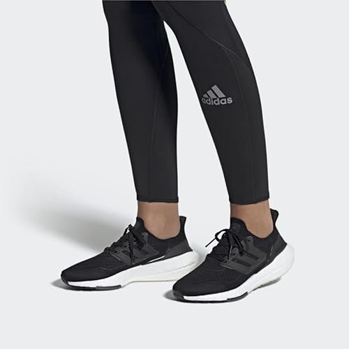 adidas Women's Ultraboost 21, Black/Black/Grey, 8.5