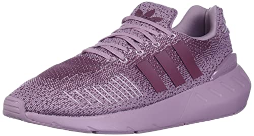 adidas Women's Swift Run 22 Sneaker, Magic Mauve/Magic Mauve/Burgundy, 8