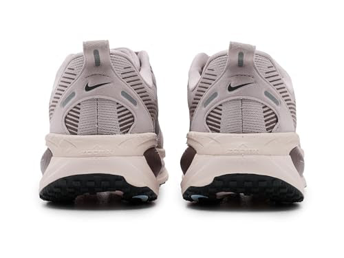 Nike Womens Vomero 18 Particle Rose/Off Noir/Silt Red/Tattoo 9 Medium