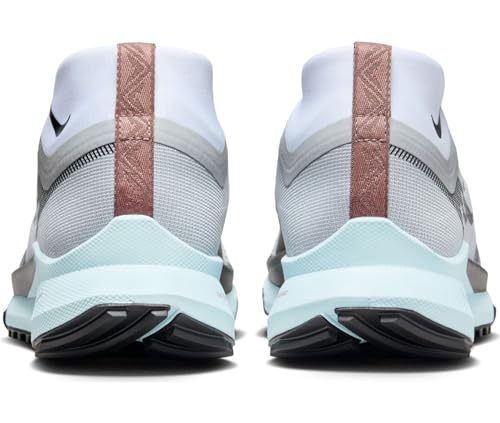 Nike Pegasus Trail 4 Gore-TEX Women's Waterproof Trail Running Shoes (DJ7929-005, Light Smoke Grey/Glacier Blue/Football Grey/Black) Size 10