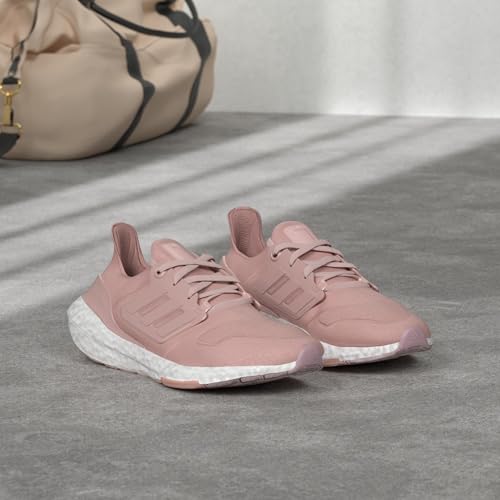 adidas Women's Ultraboost 22, Wonder Mauve/Wonder Mauve/Magic Mauve, 7