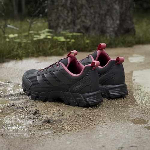 adidas Women's Terrex Rockadia Trail Running, Carbon/Black/Pure Turbo, 7