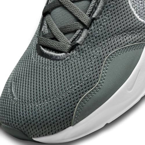Nike Men's Legend Essential 3 Next Nature Running Shoes Gray | White Size 13 Medium