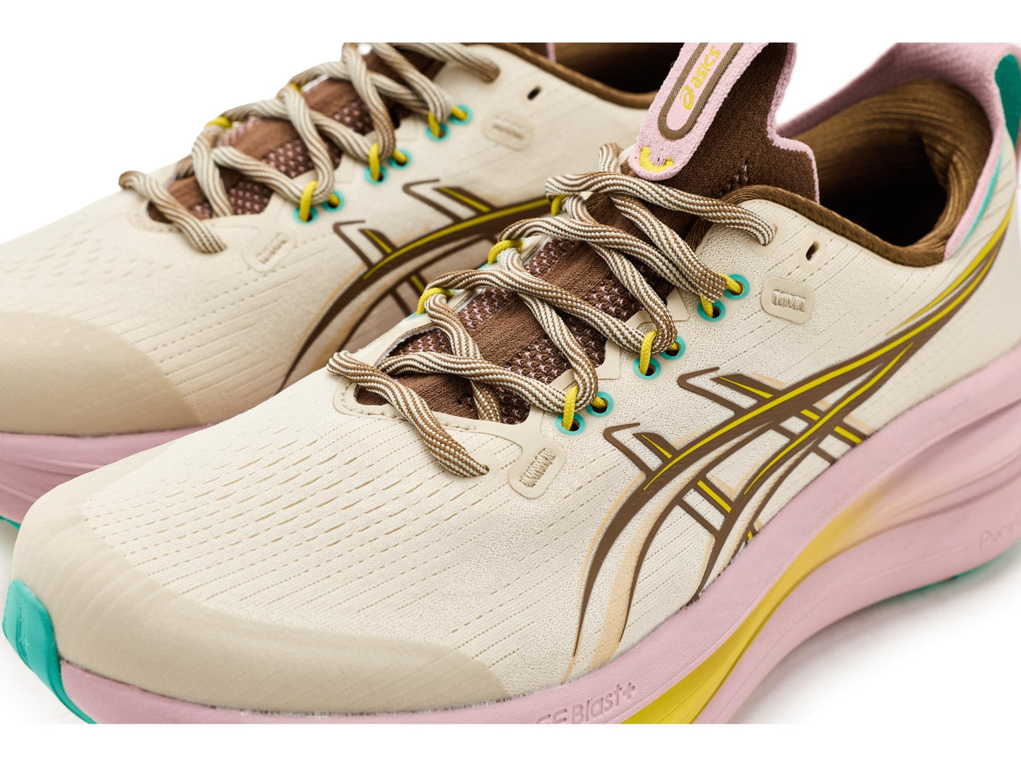 ASICS Women's Gel.Nimbus 28 Trail Running Shoes, 5.5, Light DUST/Clay Canyon